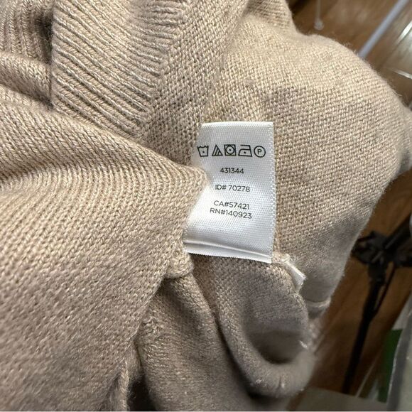 LOFT Ann Taylor Cowl Neck Tunic Sweater in Taupe Oversized - Picture 11 of 11